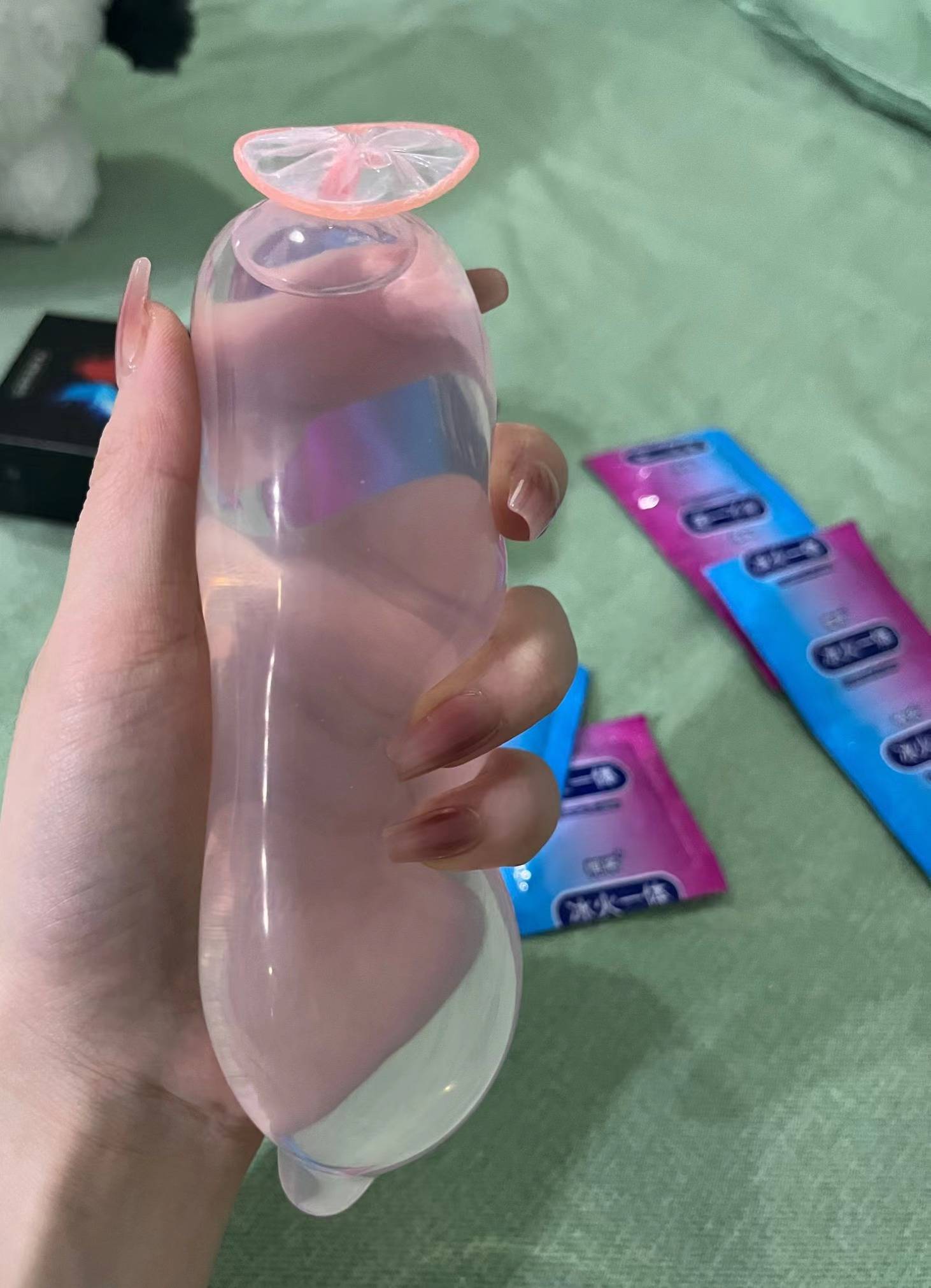 到底哪一款才是最好用的？不朽情缘避孕套材质这么多(图2)